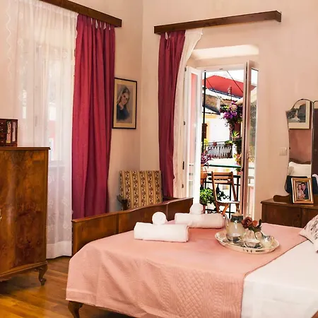 Σπίτι διακοπών Victor's Traditional House Χλομός